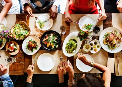 eating at a dining table