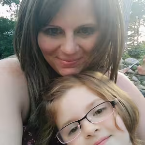 Stephanie-Rawson-and-daughter-Claire