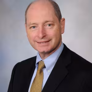 headshot of Leslie Cooper, MD